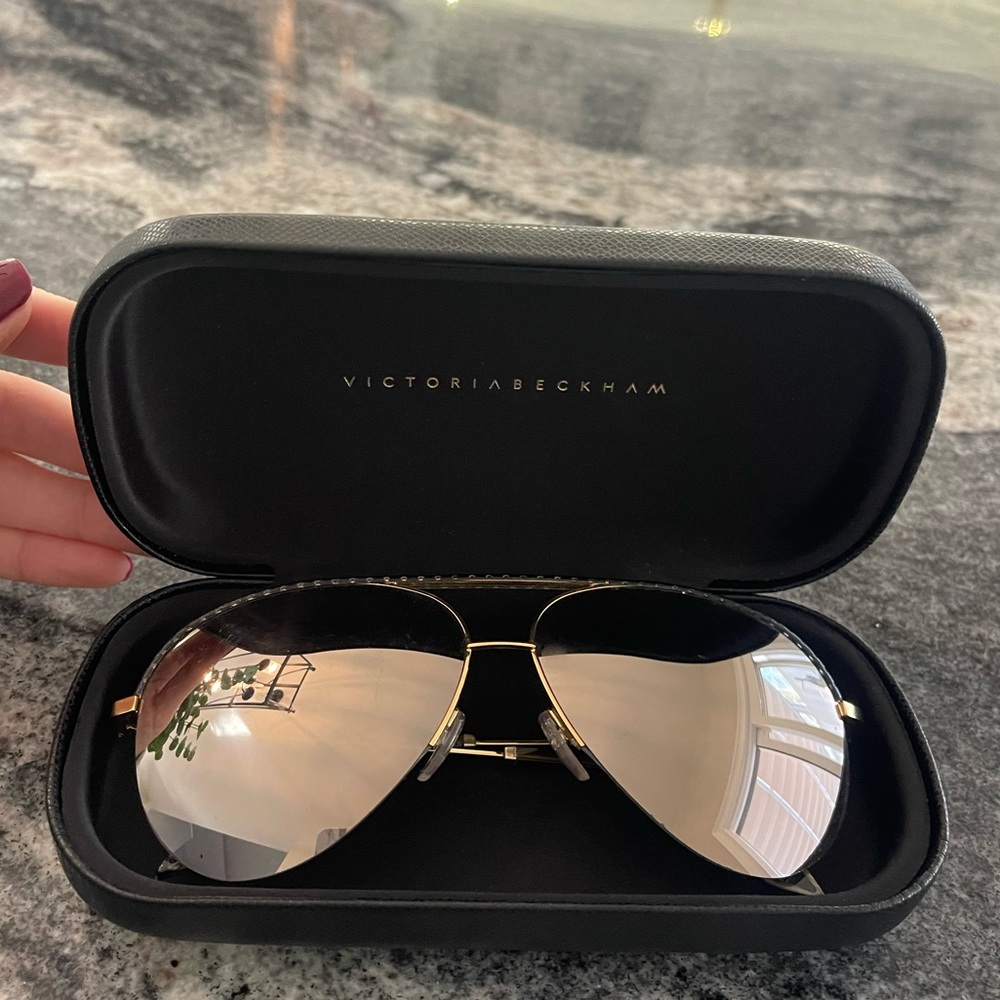 SOLD - Victoria Beckham Classic Aviator Sunglasses - Authentic
